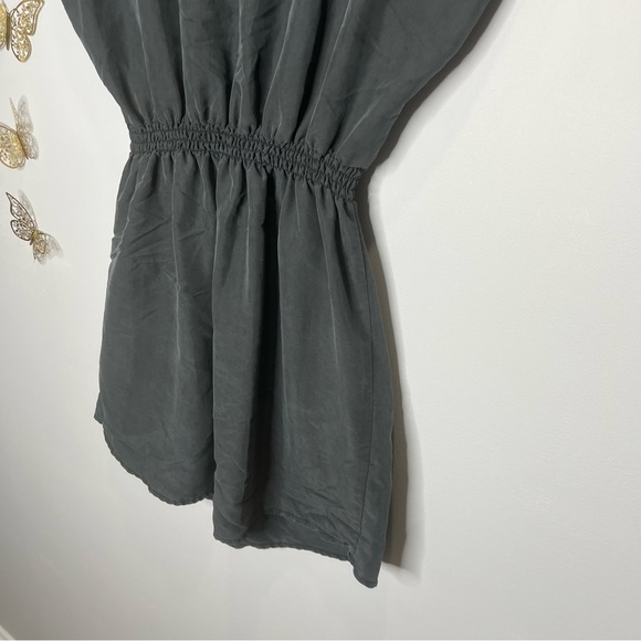 ๐ฆ๐ DIVIDED | Gray Black Cinch Waist Midi Dress - Picture 8 of 9